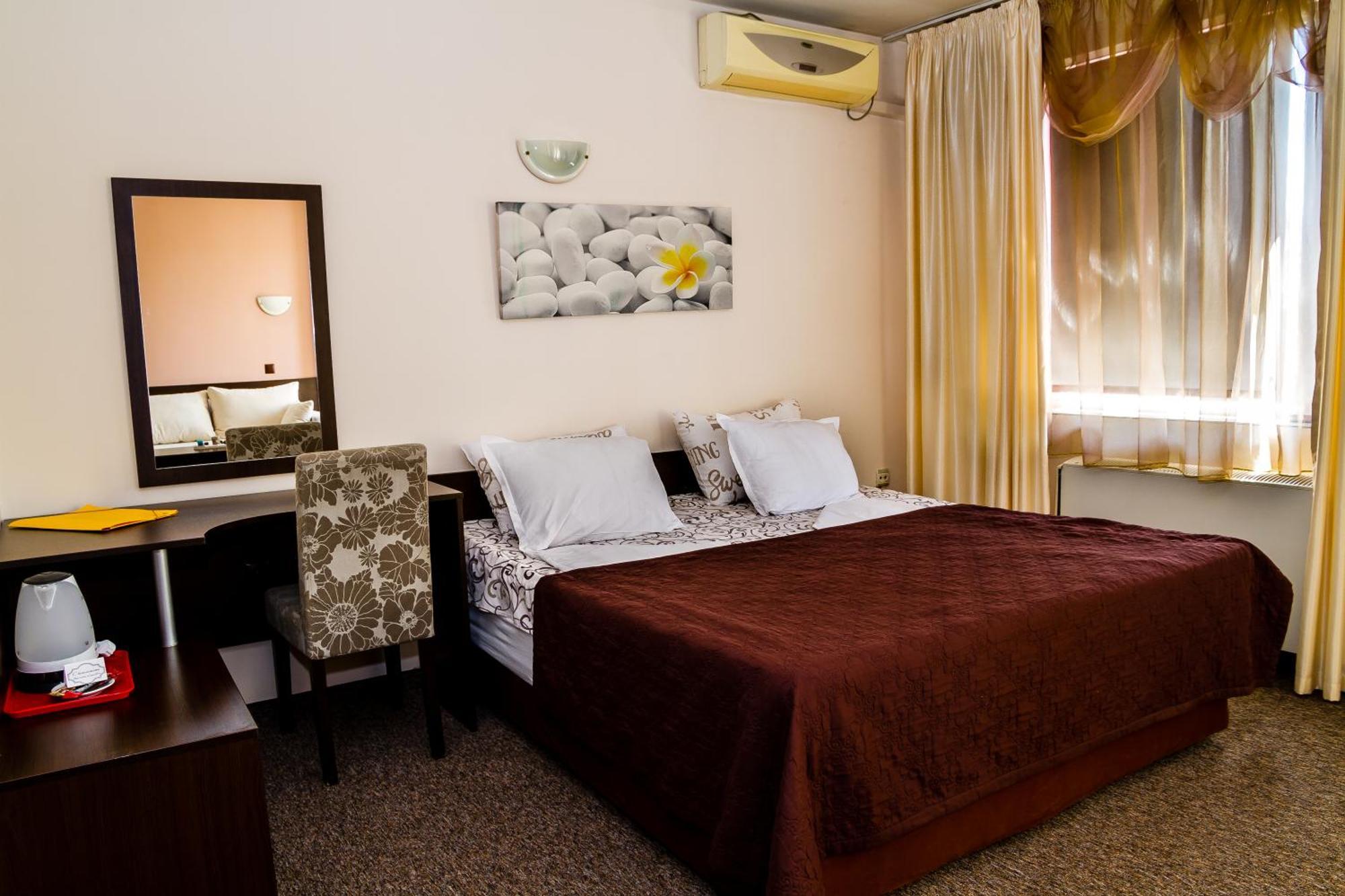 Hotel Sezoni South Burgas City Exterior foto